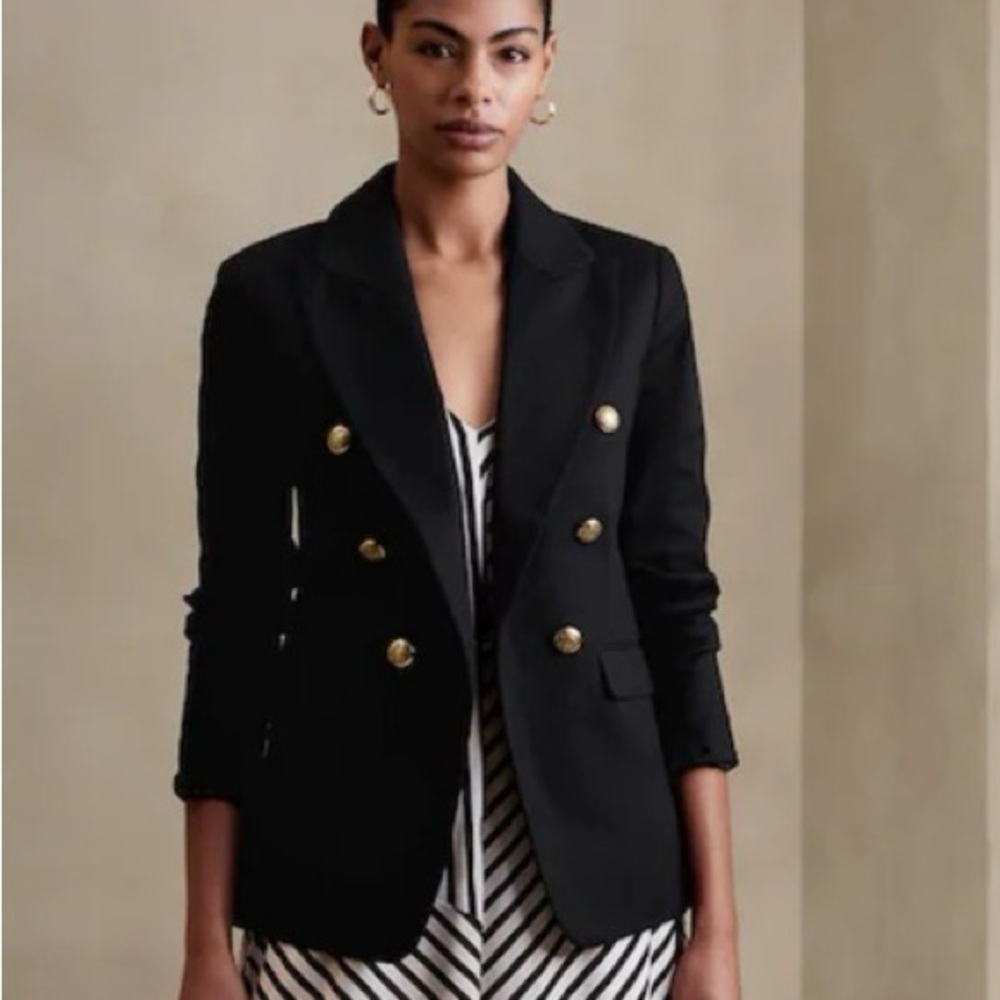 Banana Republic Factory Women’s Black Gold Icon Blazer Size 4